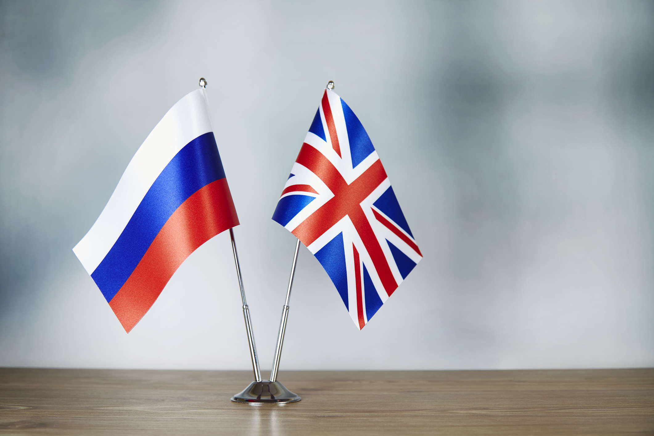 Дипломатические отношения с великобританией. Россия и Великобритания. Британия и Россия. Англия и Россия. РФ И Великобритания.